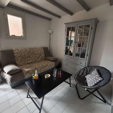 Pavillon Pour 5-6 Pers.