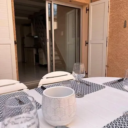 Pavillon Pour 5-6 Pers. * Agde